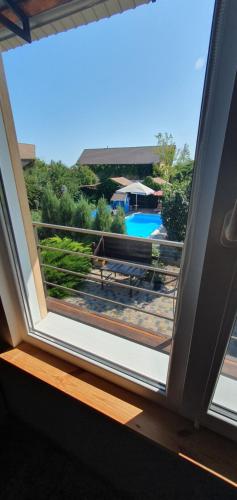 Bazén v ubytování Guest House Filin nebo v jeho okolí