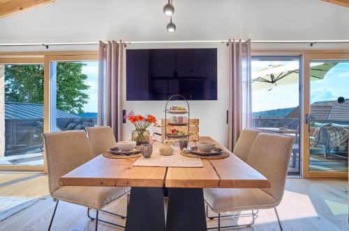 Μια τηλεόραση ή/και κέντρο ψυχαγωγίας στο Luxus Chalet Zur Resi