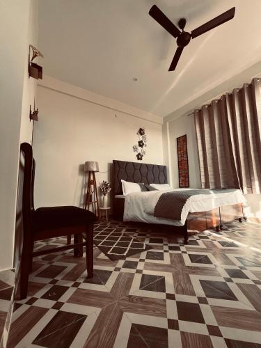 Ένα ή περισσότερα κρεβάτια σε δωμάτιο στο Madhuban Home Private Room Apartment-Style ,1 Room