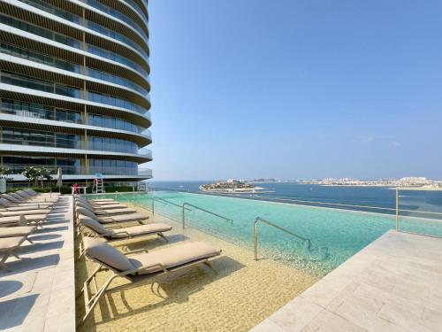 Modern & Cozy 1BR with Great Amenities, Grand Bleu