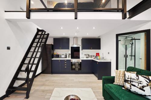 Η κουζίνα ή μικρή κουζίνα στο Unique New York Inspired Apartment in Yorkshire