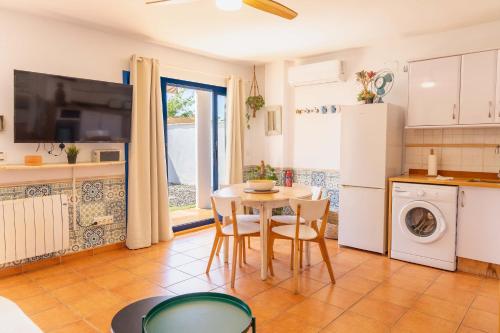 Tarifa Cozy House - Beach & Parking
