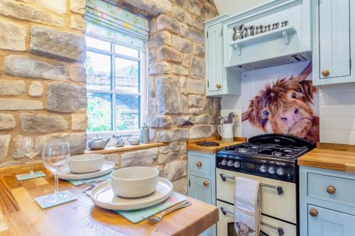 Kuchyň nebo kuchyňský kout v ubytování 1 Bed in Drumnadrochit oc-t32404