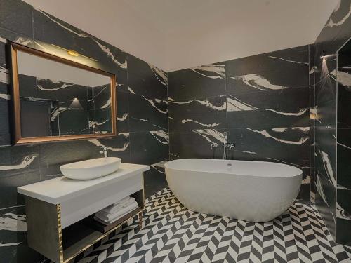 Ένα μπάνιο στο Chandralok A Boutique Hotel