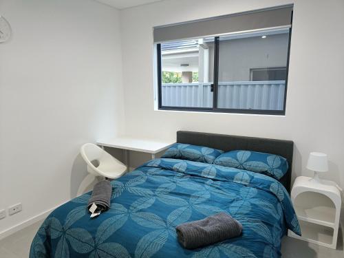Ένα ή περισσότερα κρεβάτια σε δωμάτιο στο Cozy Double Room in Modern House - NR6