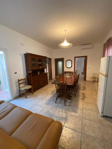 Кухня или мини-кухня в Casa vacanza San.pietro in bevagna
