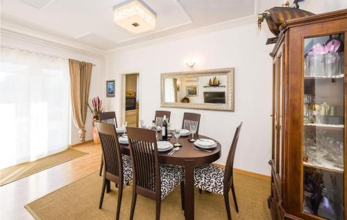 Stunning Home In Vodice