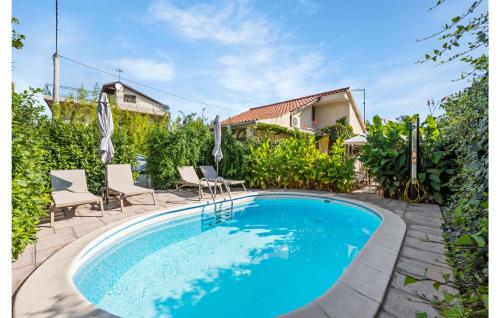 2 Bedroom Nice Home In Brodarica