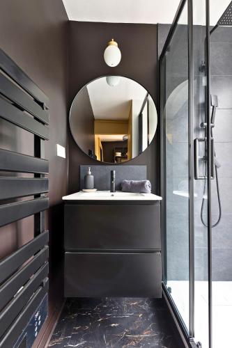 Photo de la galerie de l'établissement Appart luxe 5 étoiles - HyperCentre - Baignoire confort, à Rouen