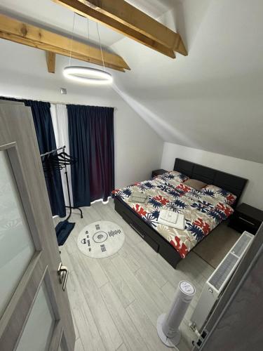 Postel nebo postele na pokoji v ubytování Chloe Loft