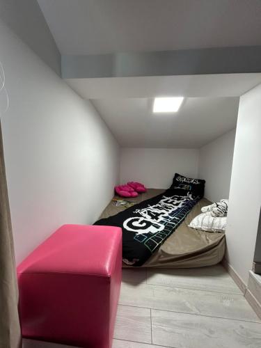 Postel nebo postele na pokoji v ubytování Chloe Loft