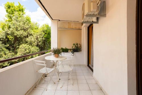 Kalamata's Handmade Apartment