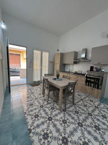 Kuchyň nebo kuchyňský kout v ubytování La Veranda