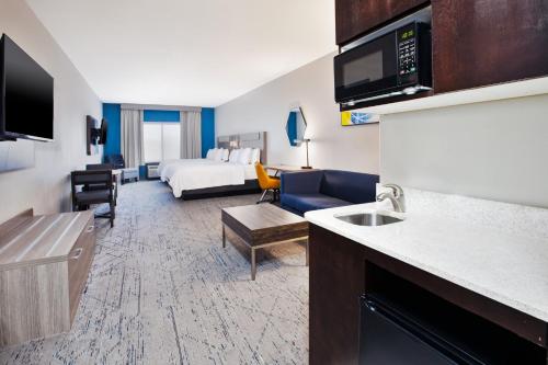 TV/Unterhaltungsangebot in der Unterkunft Holiday Inn Express Hotel and Suites Duncan by IHG