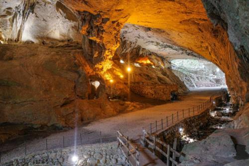 a cave with a walkway inside of it at Apartamento Larrazu II Agroturismo Baztán in Arráyoz