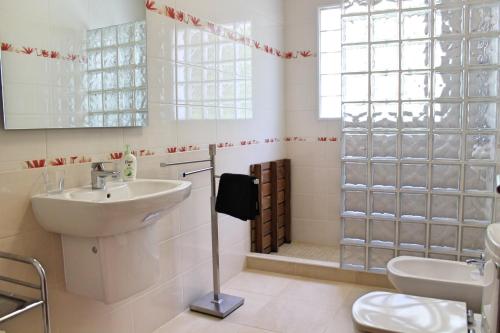 Extravagant Calheta Villa The Designhouse 4 Bedrooms Stunning Sea Views