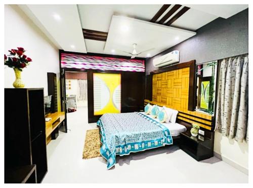 Postel nebo postele na pokoji v ubytování Hotel J-K Residency In Muzaffarpur Full AC OR NON AC ROOM