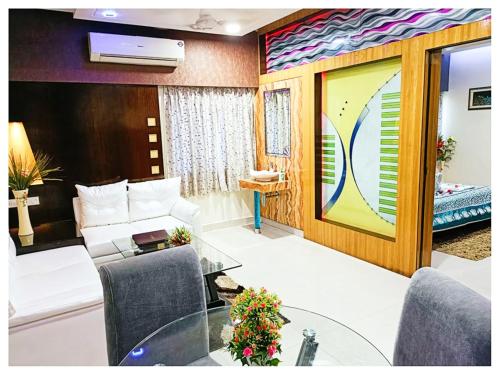 Postel nebo postele na pokoji v ubytování Hotel J-K Residency In Muzaffarpur Full AC OR NON AC ROOM
