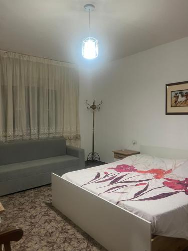 Gallery image of Arjana Apartament Vlore in Polisi i Vogël