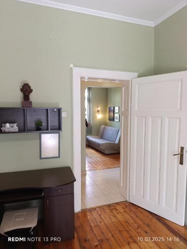 Vinchenco and G Suites