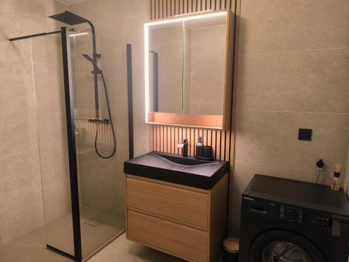 3-room air-conditioned terrace, sea view