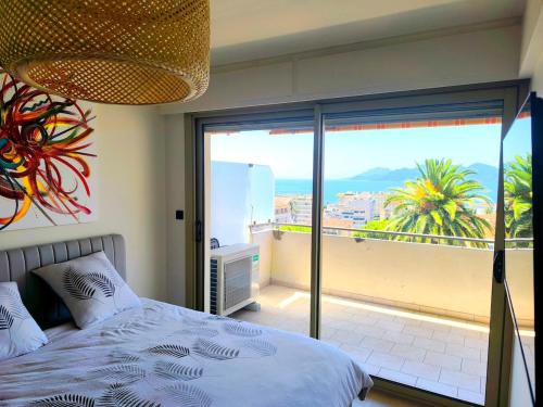 3-room air-conditioned terrace, sea view