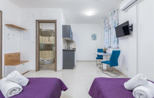 Awesome Apartment In Pula With Wifi