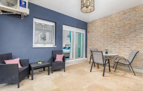 Cozy Apartment In Pula With Wifi