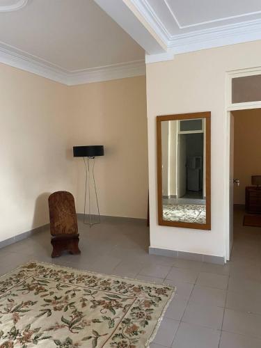Televiisor ja/või meelelahutuskeskus majutusasutuses Apartamentos Avenida