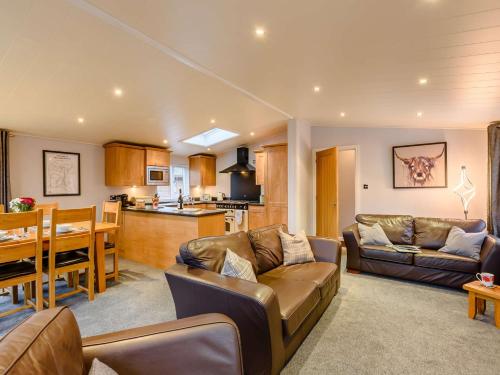 Χώρος καθιστικού στο 3 Bed in Windermere 90476