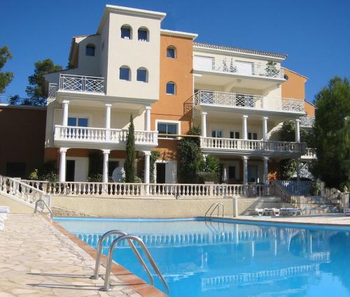 Πισίνα στο ή κοντά στο Chambre d'hôtes La Potinière