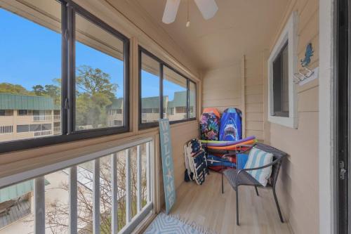 Beach Haven 1BR Steps to Ocean w Pool & Grill photo 21