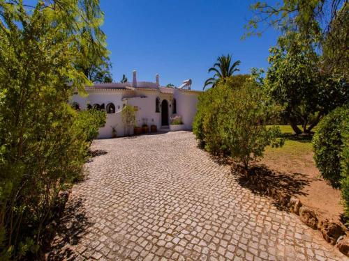Moorish Style Carvoeiro Villa 3 Bedrooms Villa Azure Vista