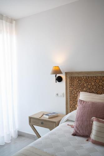 Кровать или кровати в номере Hotel Rosamar - Emar Hotels