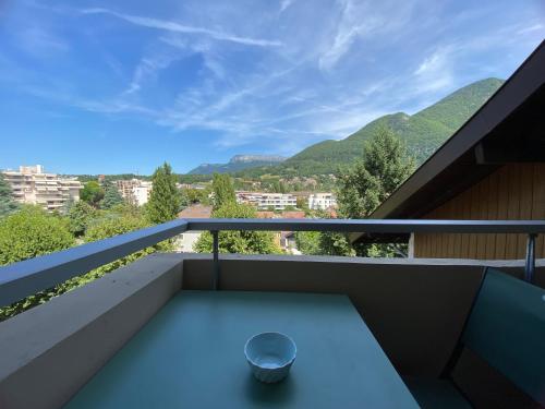 Balcon d'Albigny - proche lac & vue montagne