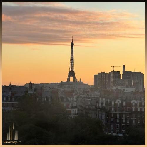 Appartement vue sur TOUT Paris !