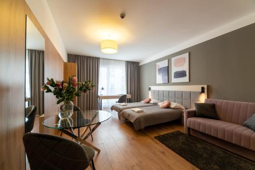 Apartments "Wolska Residence"