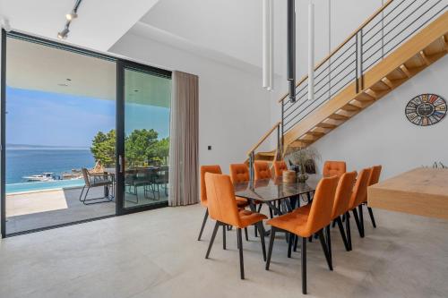 Extravagant Omis Villa 5 Bedrooms Villa Chazaret Frontline Location