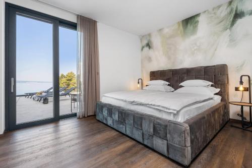 Extravagant Omis Villa 5 Bedrooms Villa Chazaret Frontline Location
