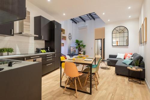 L'Atelier, loft confortable dans la vieille ville, avec climatisation