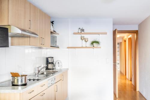Kuchyň nebo kuchyňský kout v ubytování Haus Annette