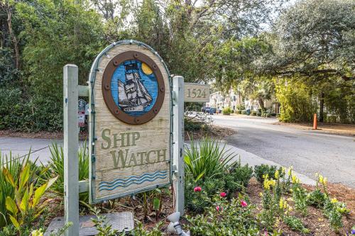 Gallery image of Shipwatch #302 in Saint Simons Island