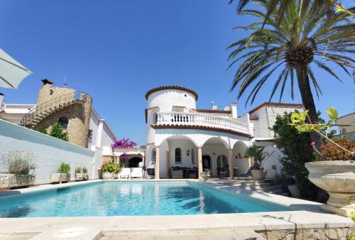 LEON INMO Villa Carla - 12209