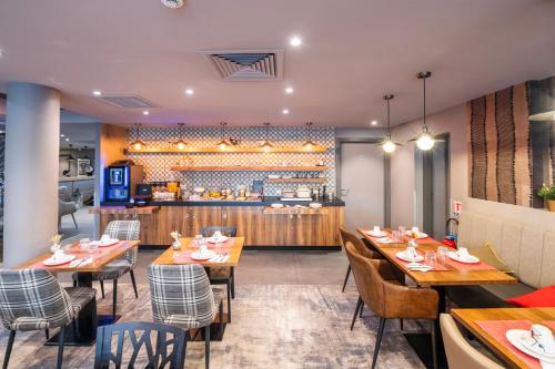 Εστιατόριο ή άλλο μέρος για φαγητό στο Le Lodge Brit Hotel Strasbourg Zenith
