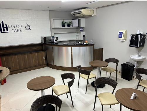 Dapur atau dapur kecil di Hotel Suites Flex Inn