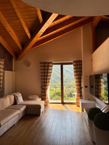 Χώρος καθιστικού στο Casa Valsassina