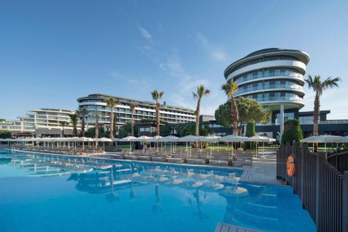 Swimmingpoolen hos eller tæt på Voyage Belek Golf & Spa Hotel