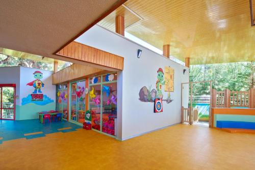 Voyage Sorgun Hotelにあるキッズクラブ