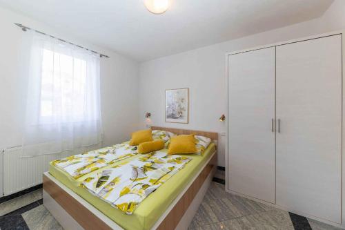 Apartment in Crikvenica 5515
