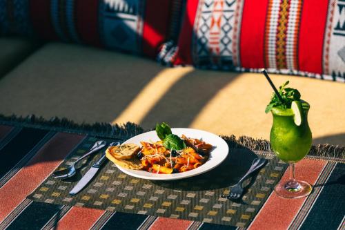 Makanan di atau berdekatan perkhemahan mewah
